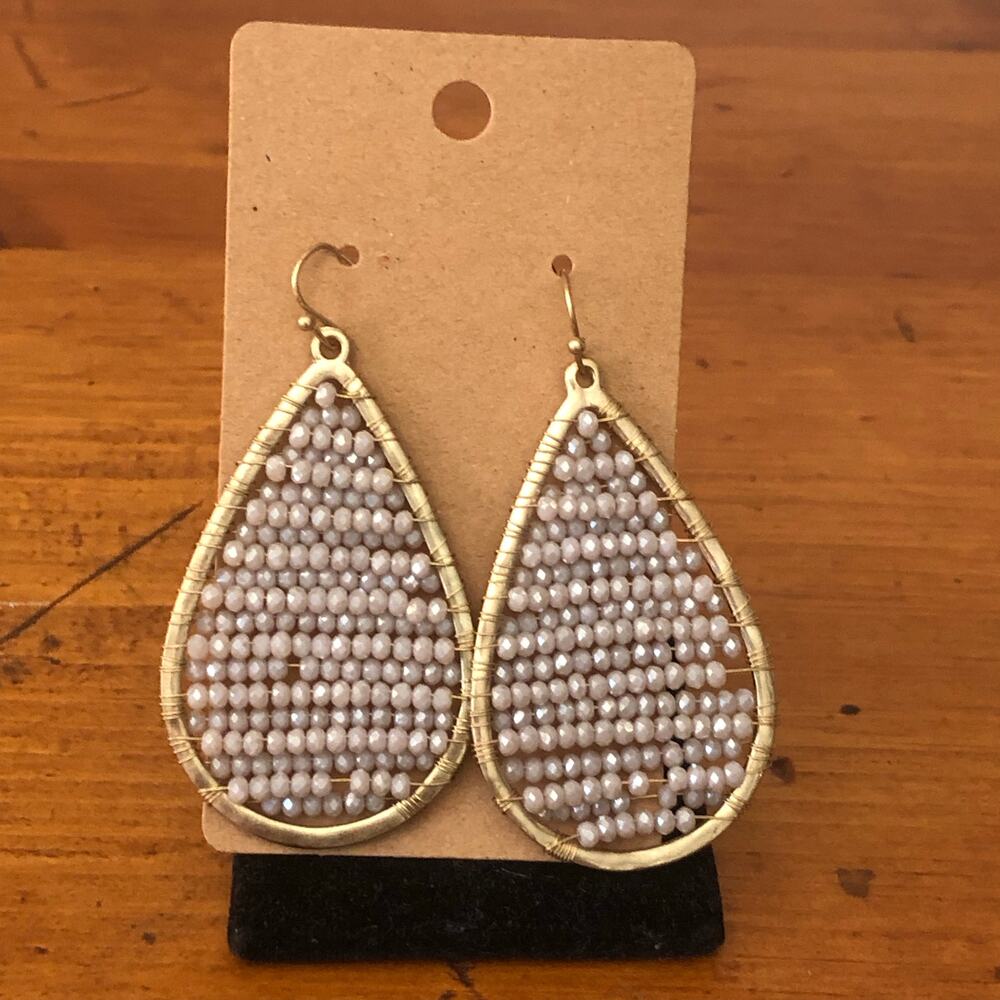 Marlyn Schiff Gold Teardrop Black Druzy Beads Dangle Drop Earrings Hook New